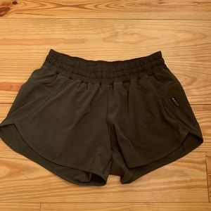 Lululemon tracker short